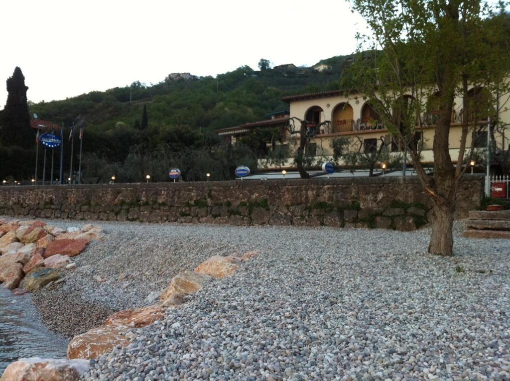 טורי דל בנקו Hotel Fraderiana מראה חיצוני תמונה
